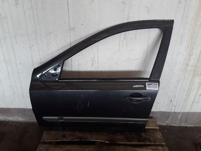 bontott RENAULT LAGUNA II Bal első Ajtó (Részeivel)