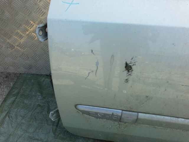 bontott RENAULT LAGUNA II Bal első Ajtó (Részeivel)