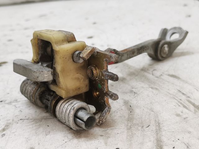 bontott RENAULT LAGUNA II Bal első Ajtóhatároló