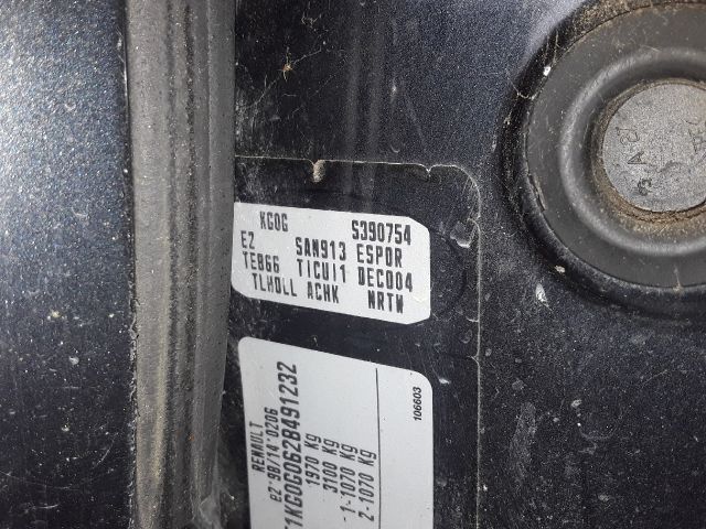 bontott RENAULT LAGUNA II Bal első Sárvédő