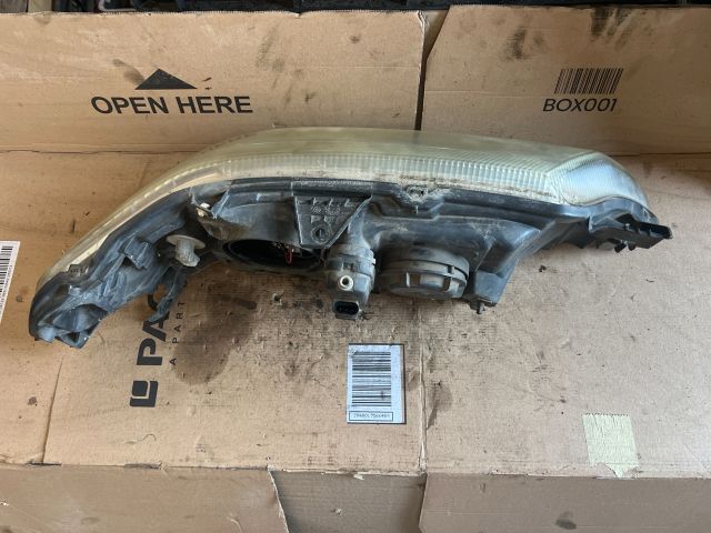 bontott RENAULT LAGUNA II Bal Fényszóró