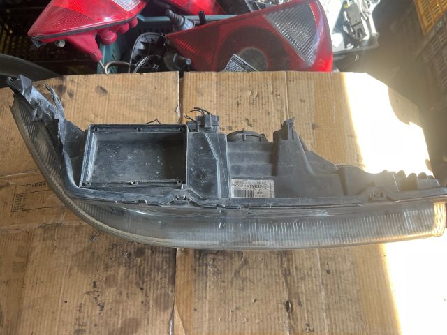 bontott RENAULT LAGUNA II Bal Fényszóró