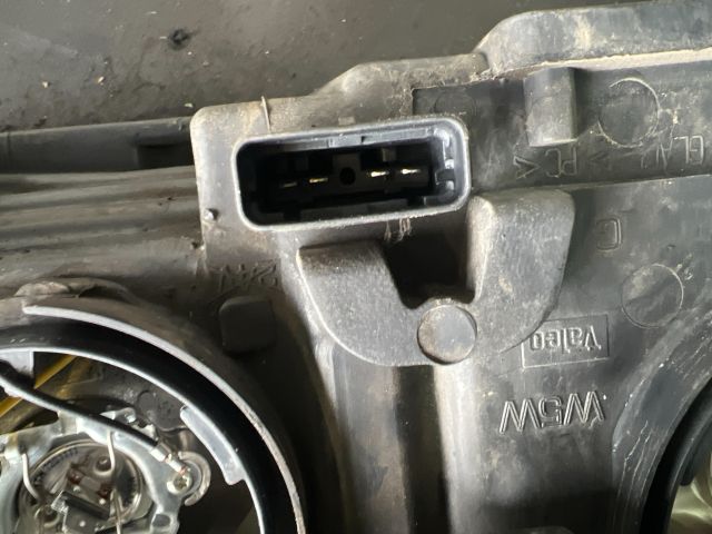 bontott RENAULT LAGUNA II Bal Fényszóró