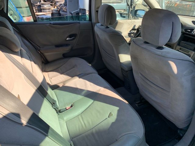 bontott RENAULT LAGUNA II Bal Gólyaláb Csonkállvánnyal