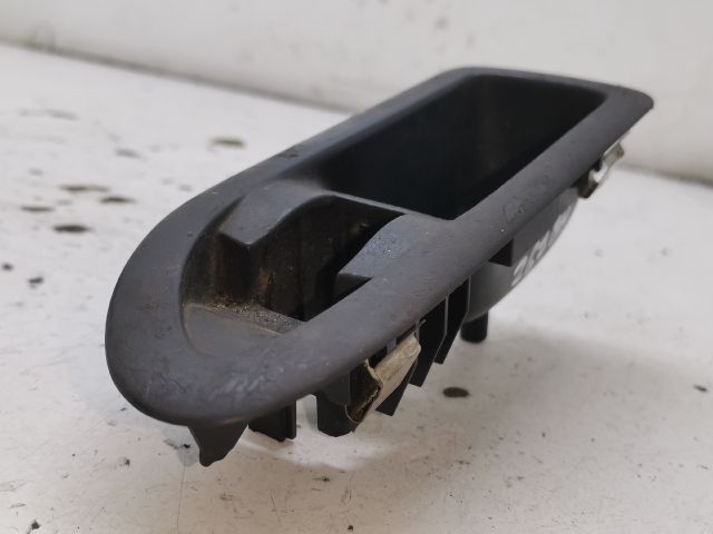 bontott RENAULT LAGUNA II Bal hátsó Ablakemelő Kapcsoló Keret