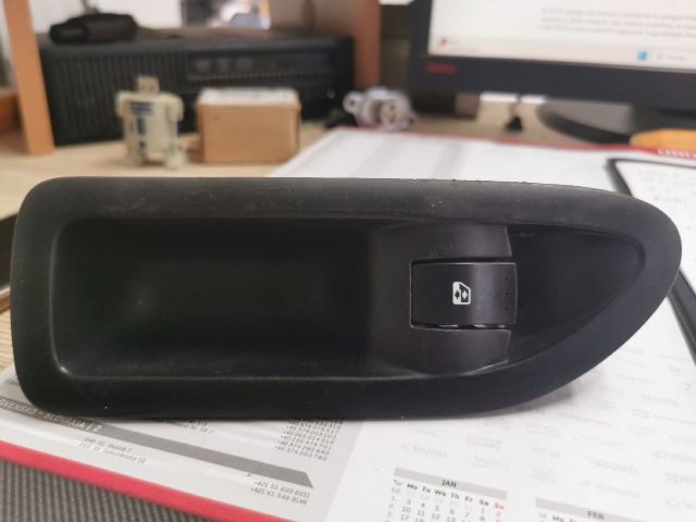 bontott RENAULT LAGUNA II Bal hátsó Ablakemelő Kapcsoló