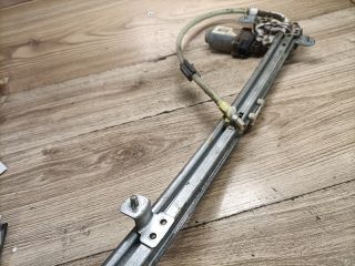 bontott RENAULT LAGUNA II Bal hátsó Ablakemelő Szerkezet (Elektromos)