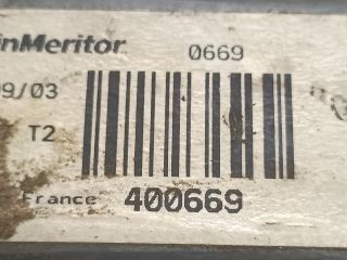 bontott RENAULT LAGUNA II Bal hátsó Ablakemelő Szerkezet (Elektromos)