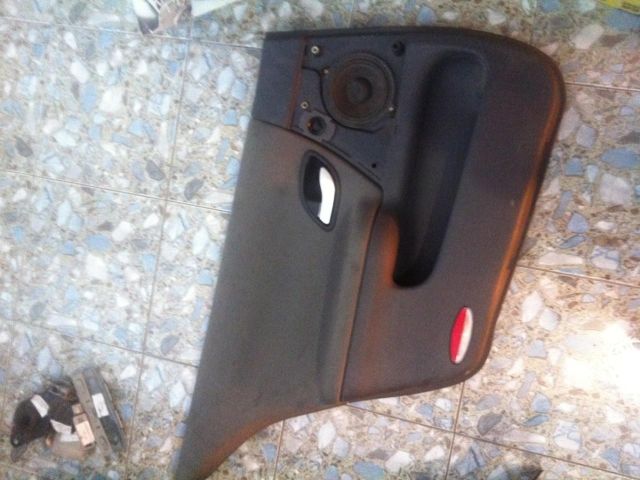 bontott RENAULT LAGUNA II Bal hátsó Ajtó Kárpit