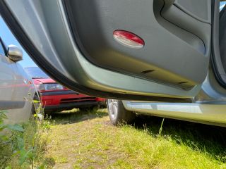 bontott RENAULT LAGUNA II Bal hátsó Ajtó (Részeivel)