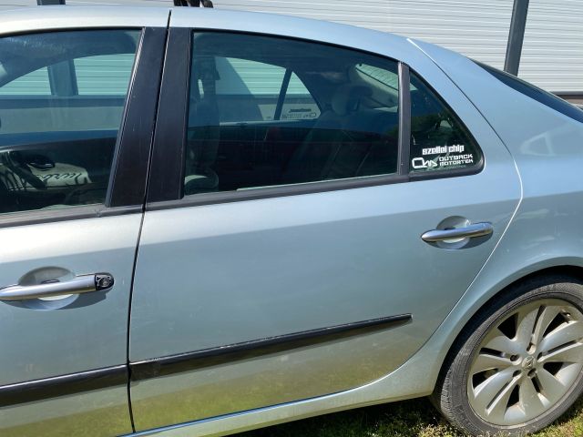 bontott RENAULT LAGUNA II Bal hátsó Ajtó (Részeivel)