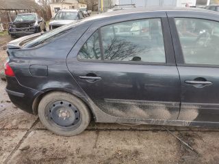 bontott RENAULT LAGUNA II Bal hátsó Ajtó (Részeivel)