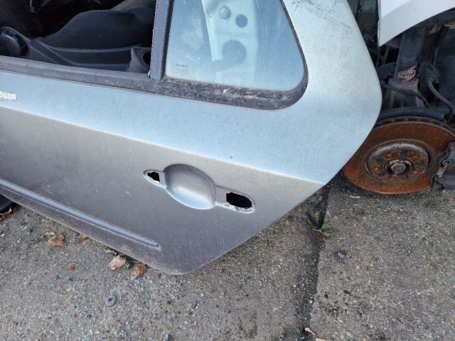 bontott RENAULT LAGUNA II Bal hátsó Ajtó (Üres lemez)