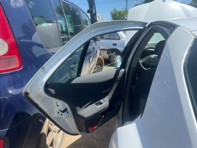 bontott RENAULT LAGUNA II Bal hátsó Ajtó (Üres lemez)