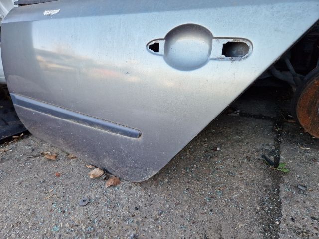 bontott RENAULT LAGUNA II Bal hátsó Ajtó (Üres lemez)