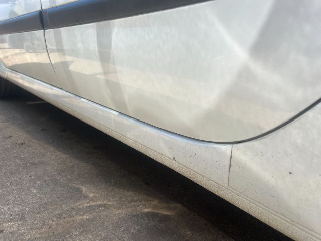 bontott RENAULT LAGUNA II Bal hátsó Ajtó (Üres lemez)