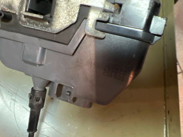 bontott RENAULT LAGUNA II Bal hátsó Ajtózár