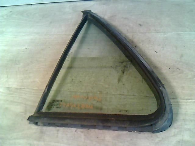 bontott RENAULT LAGUNA II Bal hátsó Fixüveg (Ajtóban)