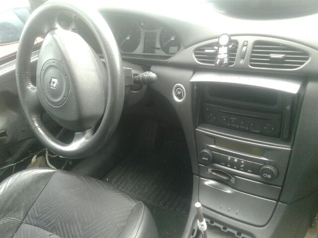 bontott RENAULT LAGUNA II Bal hátsó Fixüveg (Ajtóban)