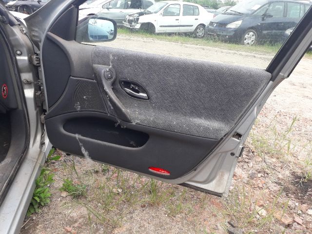 bontott RENAULT LAGUNA II Bal hátsó Kapaszkodó (Felső)