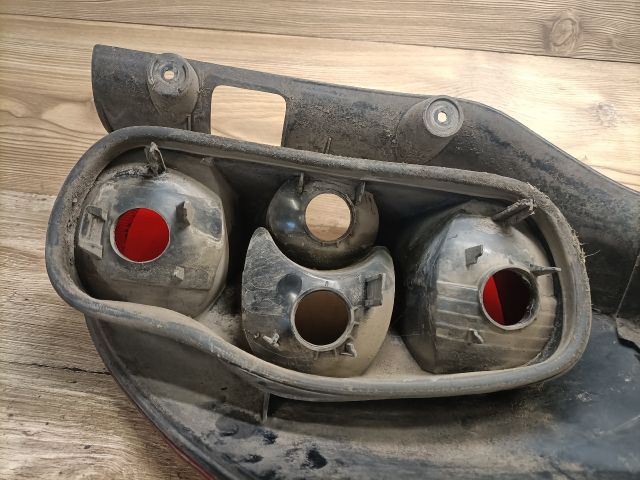 bontott RENAULT LAGUNA II Bal hátsó Lámpabúra