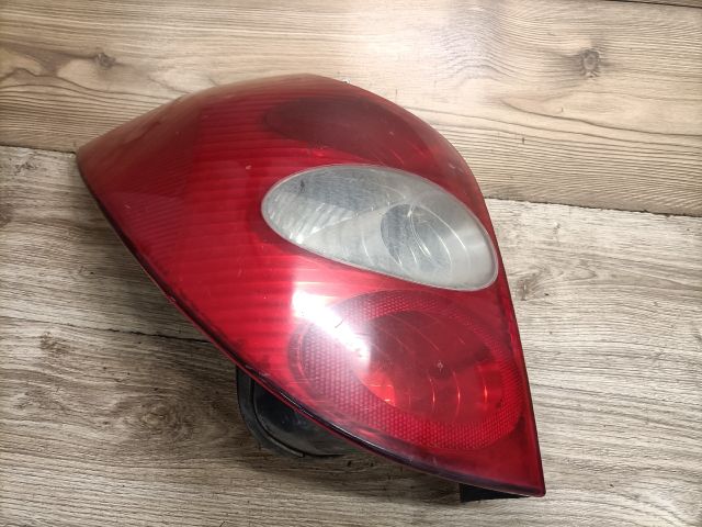 bontott RENAULT LAGUNA II Bal hátsó Lámpabúra