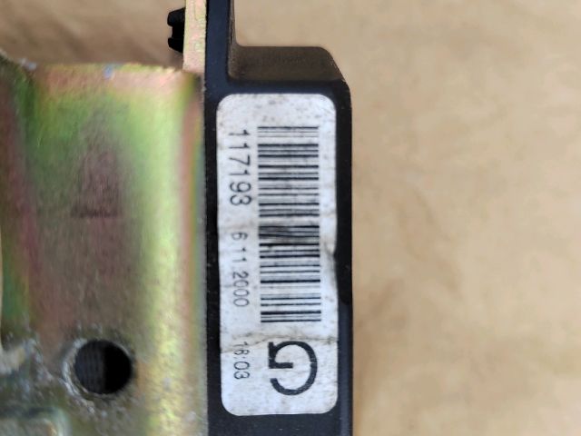 bontott RENAULT LAGUNA II Bal hátsó Övfeszítő