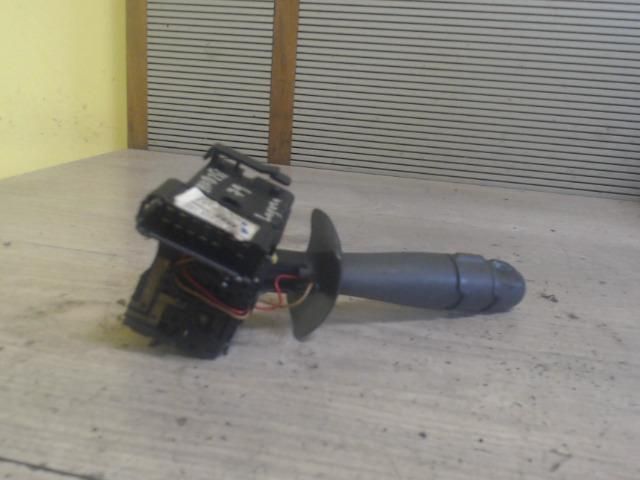 bontott RENAULT LAGUNA II Bal Kormánykapcsoló Irányjelző