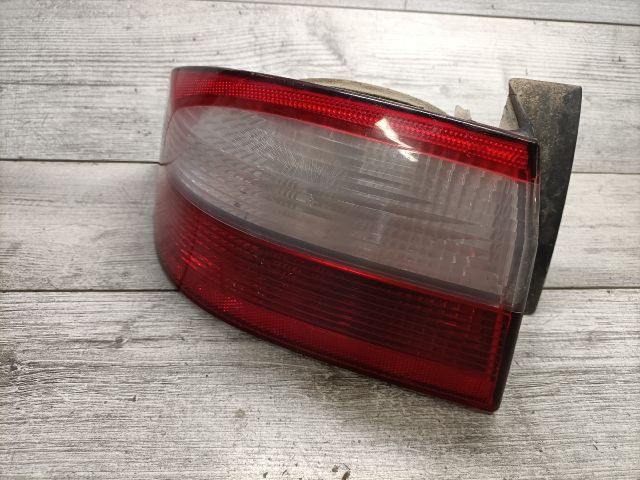 bontott RENAULT LAGUNA II Bal Külső Hátsó Lámpa