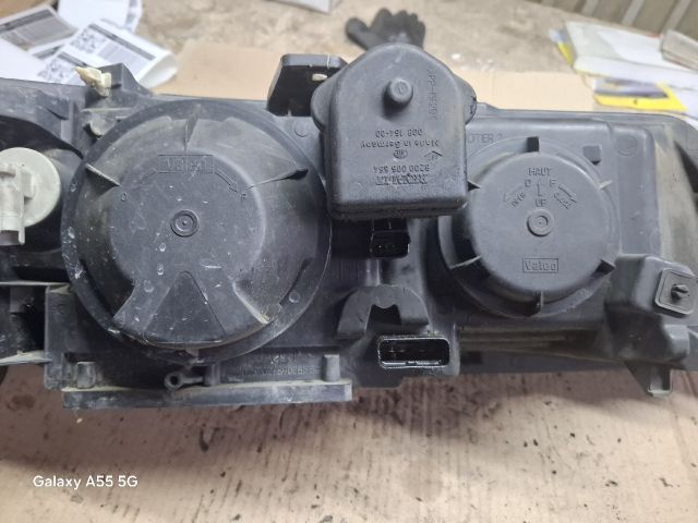 bontott RENAULT LAGUNA II Bal Xenon Fényszóró