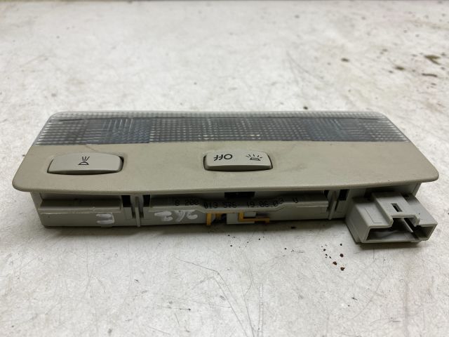 bontott RENAULT LAGUNA II Beltér Világítás Első