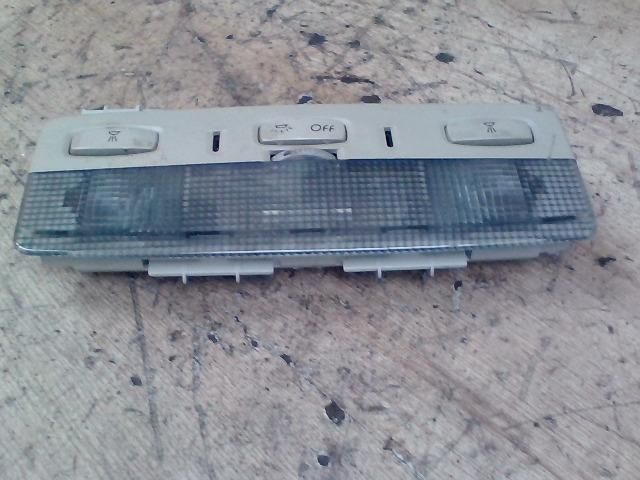 bontott RENAULT LAGUNA II Beltér Világítás Első