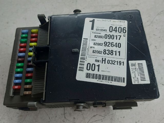 bontott RENAULT LAGUNA II Biztosítéktábla Doboz