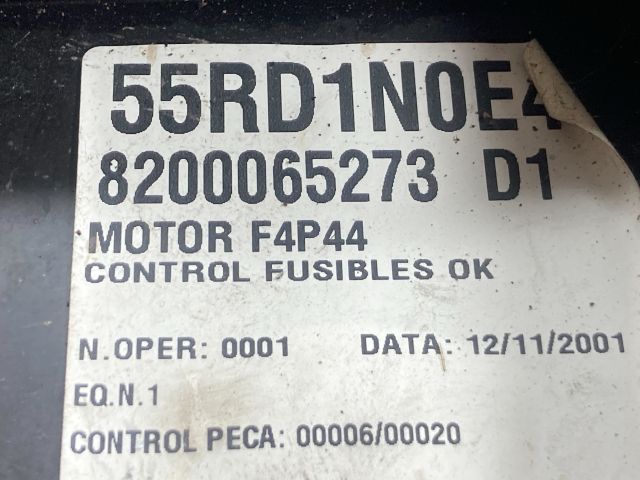 bontott RENAULT LAGUNA II Biztosítéktábla Doboz