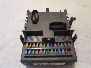 bontott RENAULT LAGUNA II Biztosítéktábla Utastér