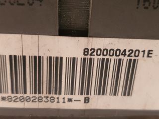 bontott RENAULT LAGUNA II Biztosítéktábla Utastér