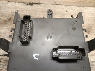 bontott RENAULT LAGUNA II Biztosítéktábla Utastér