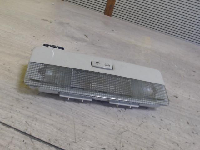 bontott RENAULT LAGUNA II Csomagtér Világítás