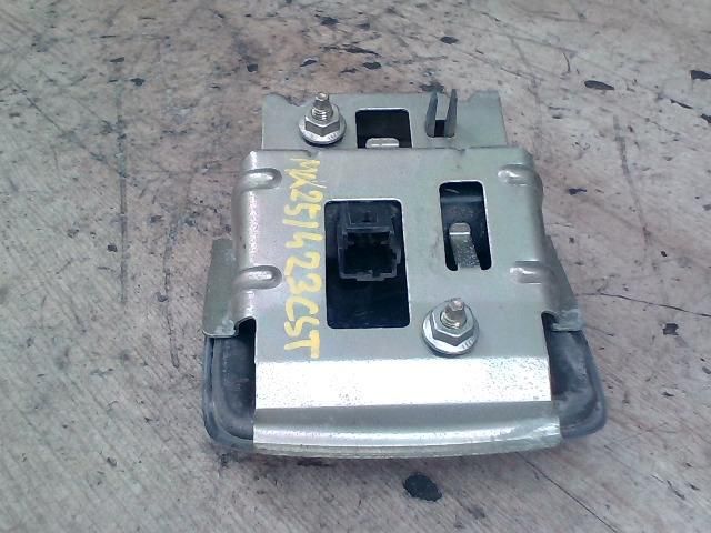 bontott RENAULT LAGUNA II Csomagtérajtó Kilincs