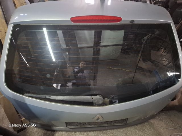 bontott RENAULT LAGUNA II Csomagtérajtó (Részeivel)