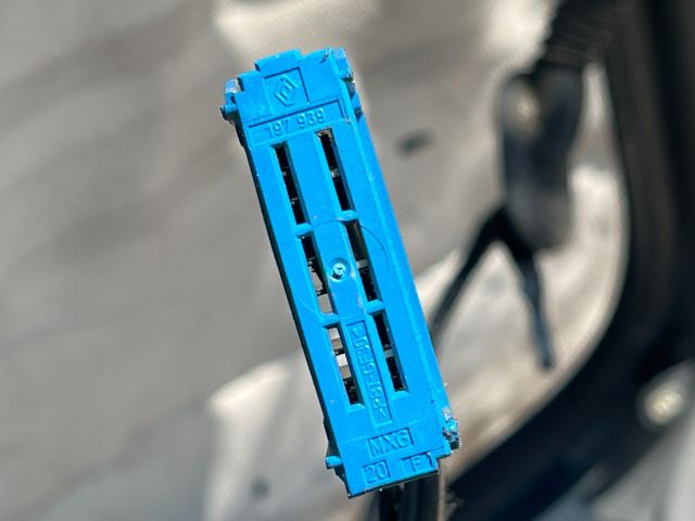 bontott RENAULT LAGUNA II Csomagtérajtó (Üres lemez)