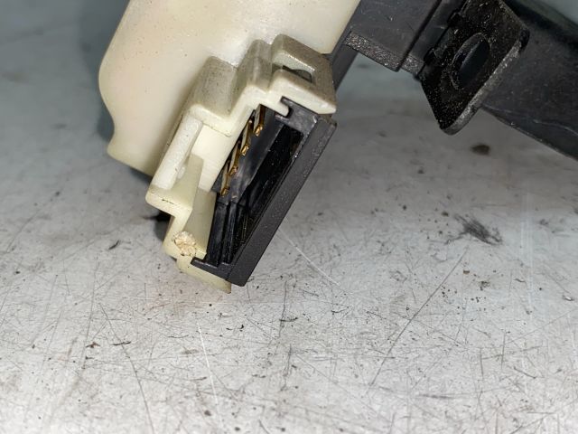 bontott RENAULT LAGUNA II Csomagtérajtó Zárszerkezet