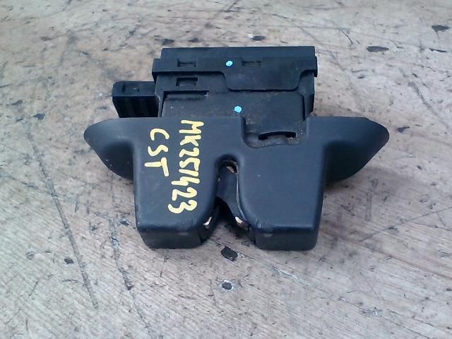 bontott RENAULT LAGUNA II Csomagtérajtó Zárszerkezet