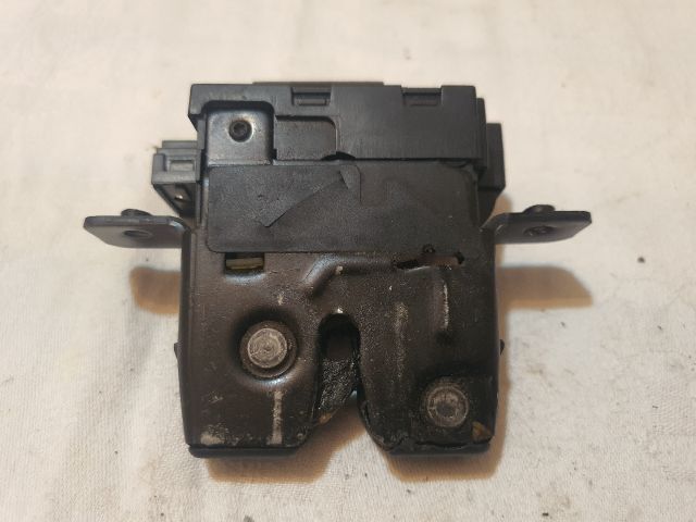 bontott RENAULT LAGUNA II Csomagtérajtó Zárszerkezet