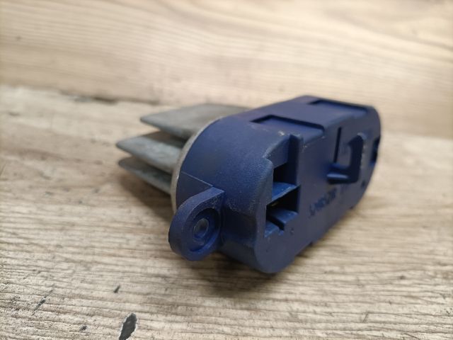 bontott RENAULT LAGUNA II Előtét Ellenállás Fűtőmotor