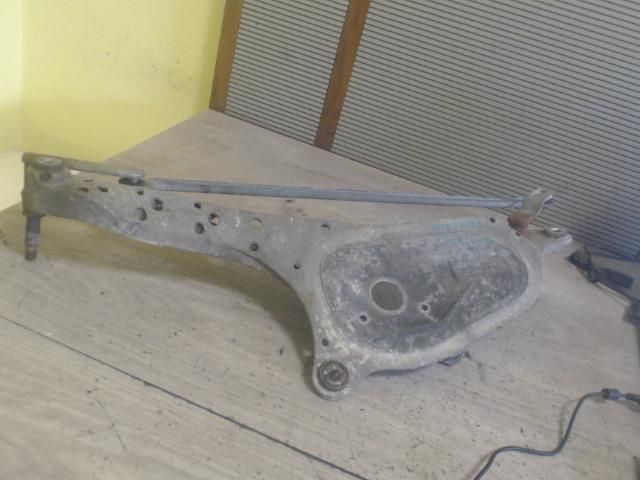 bontott RENAULT LAGUNA II Első Ablaktörlő Szerkezet