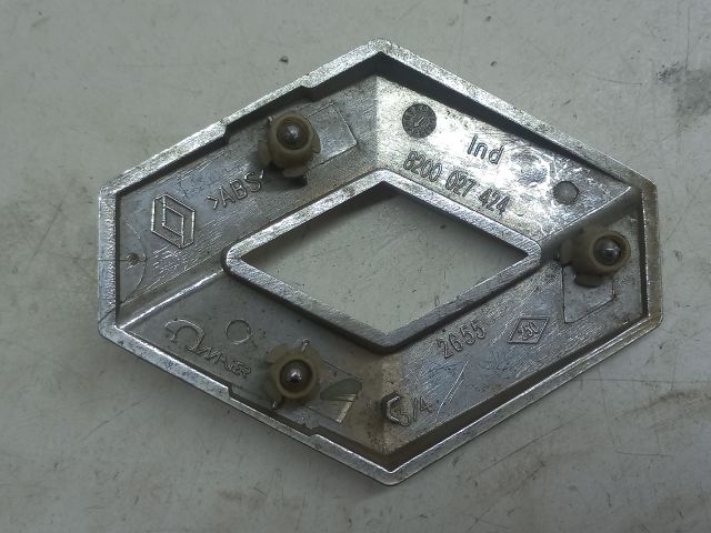 bontott RENAULT LAGUNA II Első Embléma