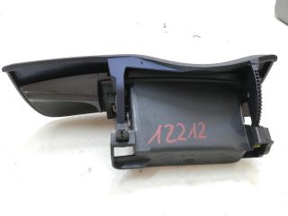 bontott RENAULT LAGUNA II Első Hamutartó