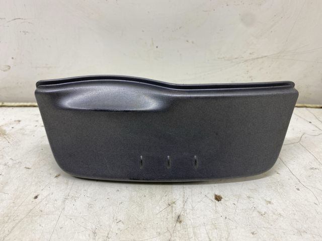 bontott RENAULT LAGUNA II Első Hamutartó