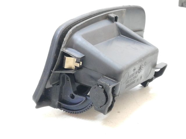 bontott RENAULT LAGUNA II Első Hamutartó